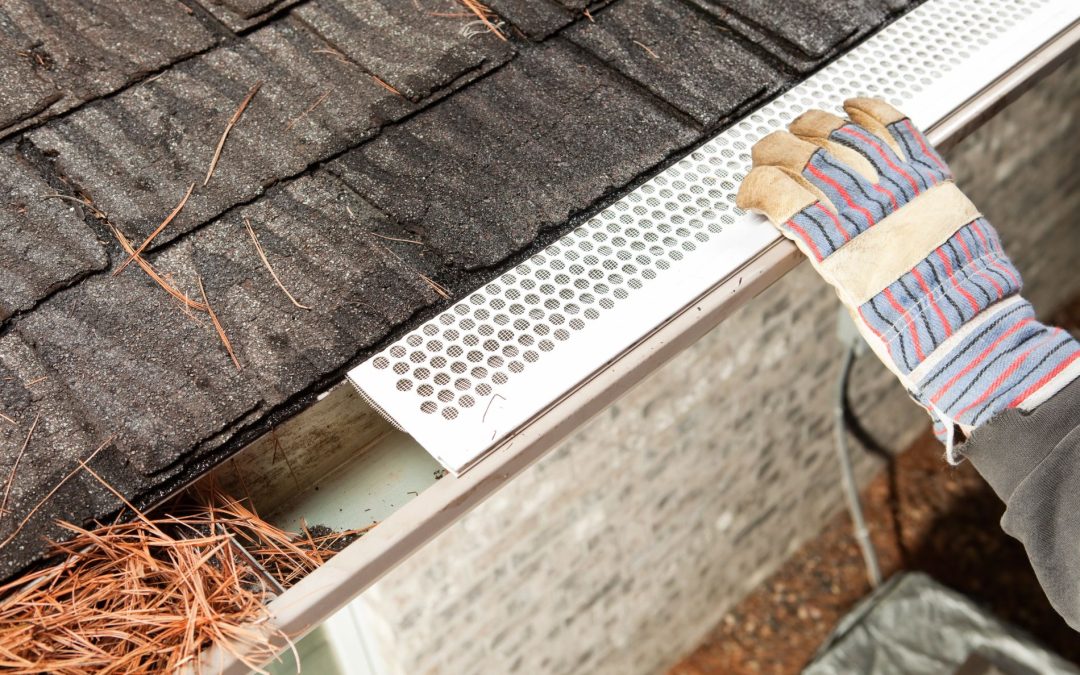 Eco-friendly Gutter Protection: Gutter Topper’s Sustainable Solutions for Contractors and Retailers